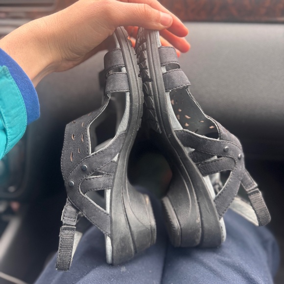 Merrell sandals women’s size 7 - Picture 2 of 9